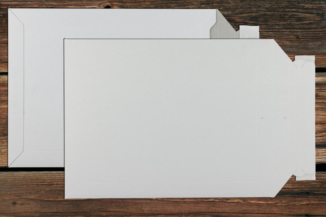 Kartontaschen 240x315 mm Haftklebend Weiß 500 g/qm